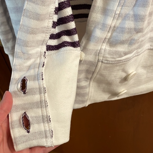 Nomis Sweater Medium - Picture 6 of 12